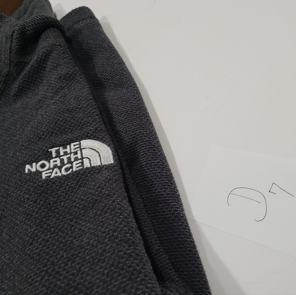 The North Face textured fleece men's pullover size M 1/4zip - Picture 7 of 7